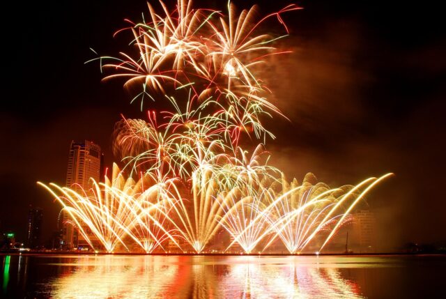 万博夜空がアートになる日  穴場 どこ