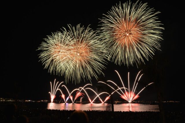 万博夜空がアートになる日  穴場 どこ