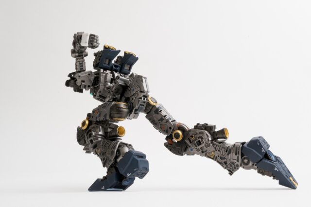 シャア専用　赤いきつね どこに売ってる