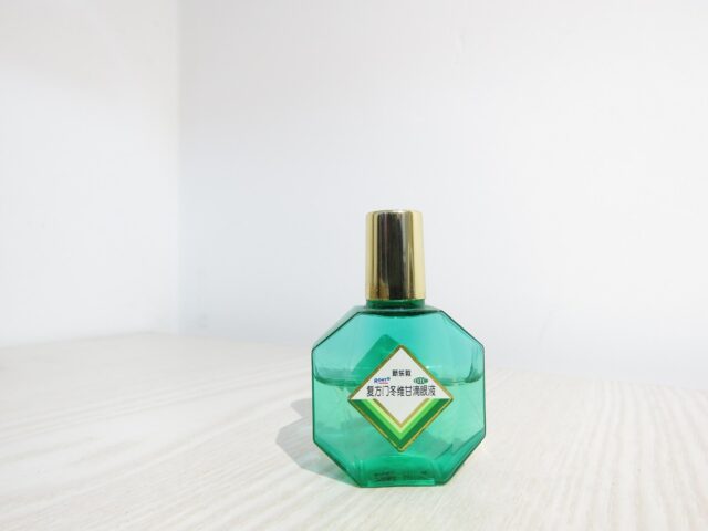 目薬メッシュケース ガチャ 設置場所